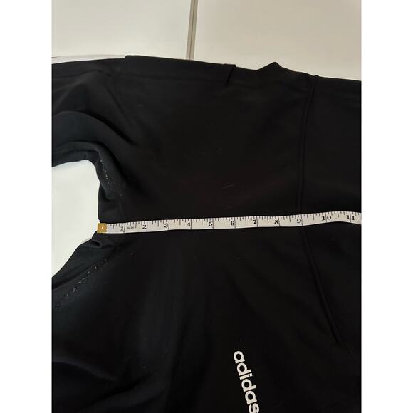 Women 2 Adidas XL Black Yoga pants and leggings, runs short & has signs of use - Picture 5 of 16